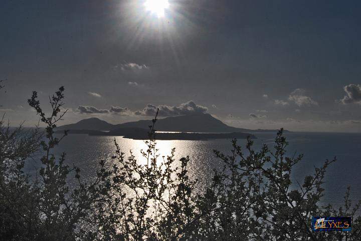 il profilo di procida e ischia.JPG